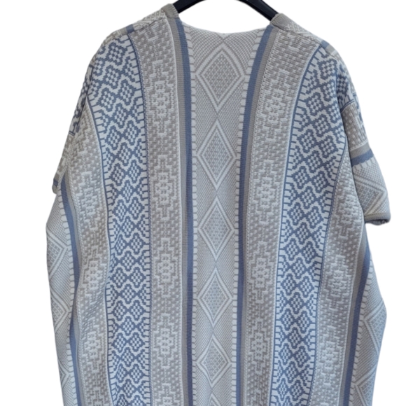 Poncho Womens Knit Sweater Warm Beige One Size Open Front Sleeveless Fashion New - Picture 2 of 11